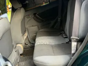 Toyota RAV4 Automatic 2003 Green