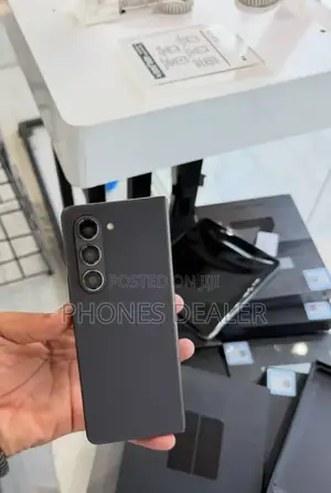 Samsung Z 16 GB Black