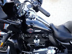 Harley-Davidson Touring 2023 Black