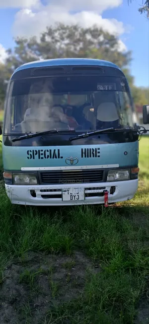 Toyota Coaster 2004