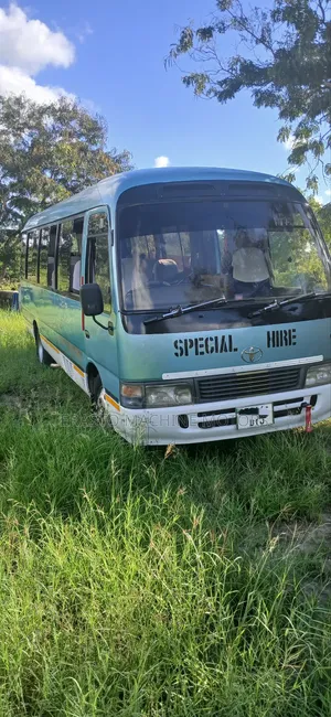 Toyota Coaster 2004