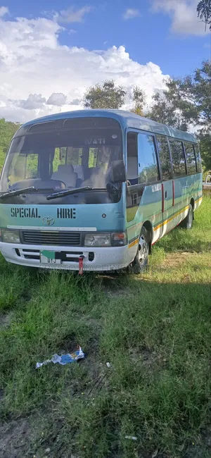 Toyota Coaster 2004