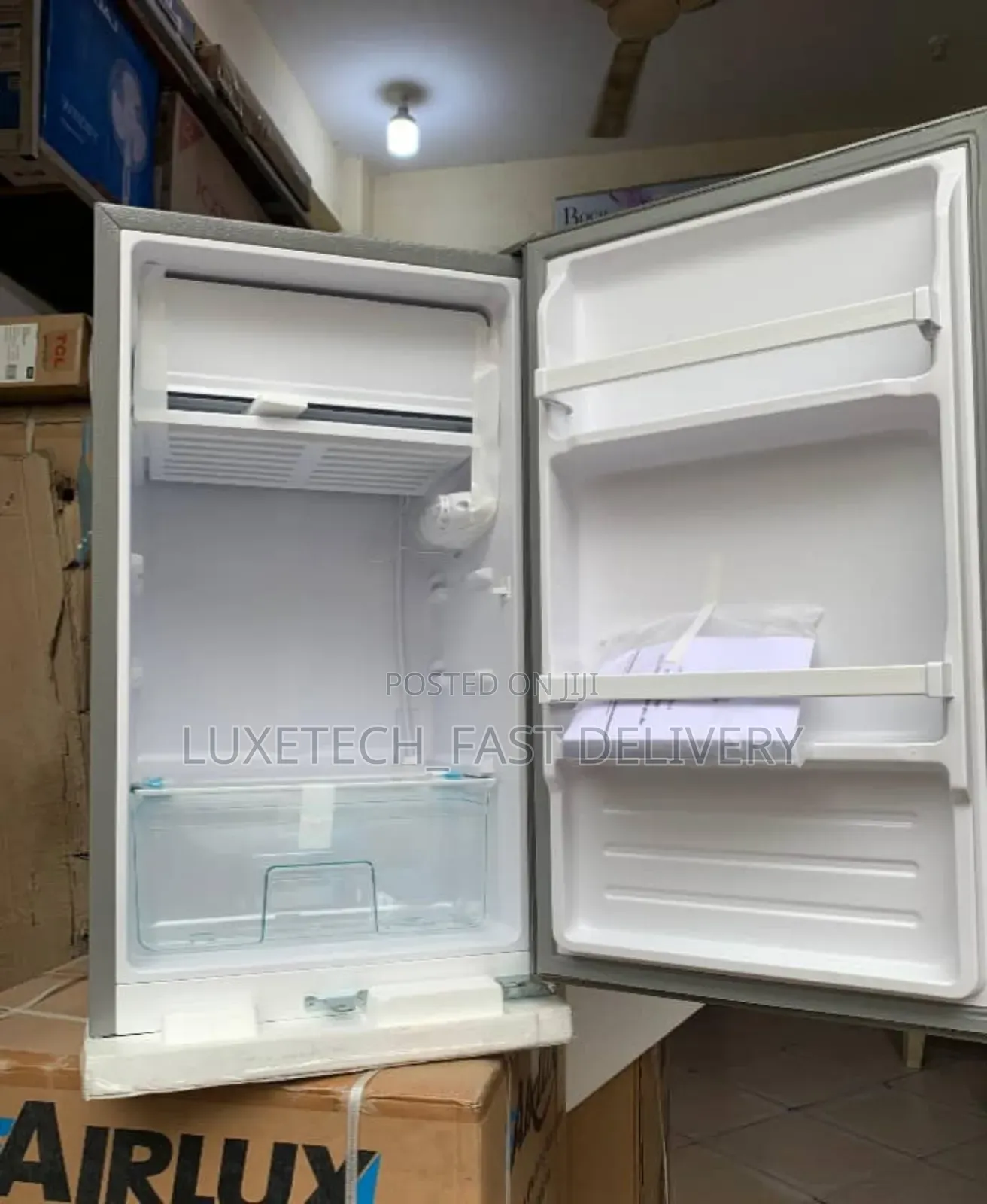 Delta Single Door Fridge 90l