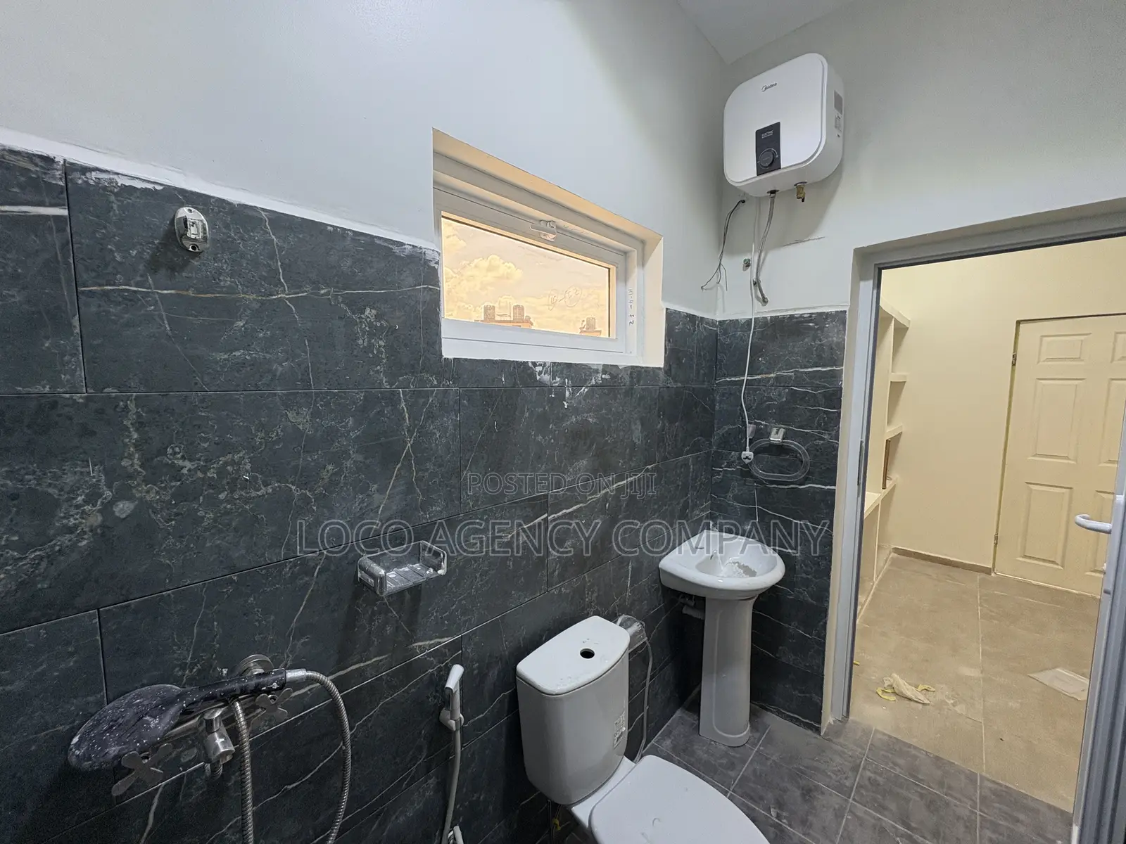 1bdrm Apartment in Trusted Real Estate, Kijitonyama for rent