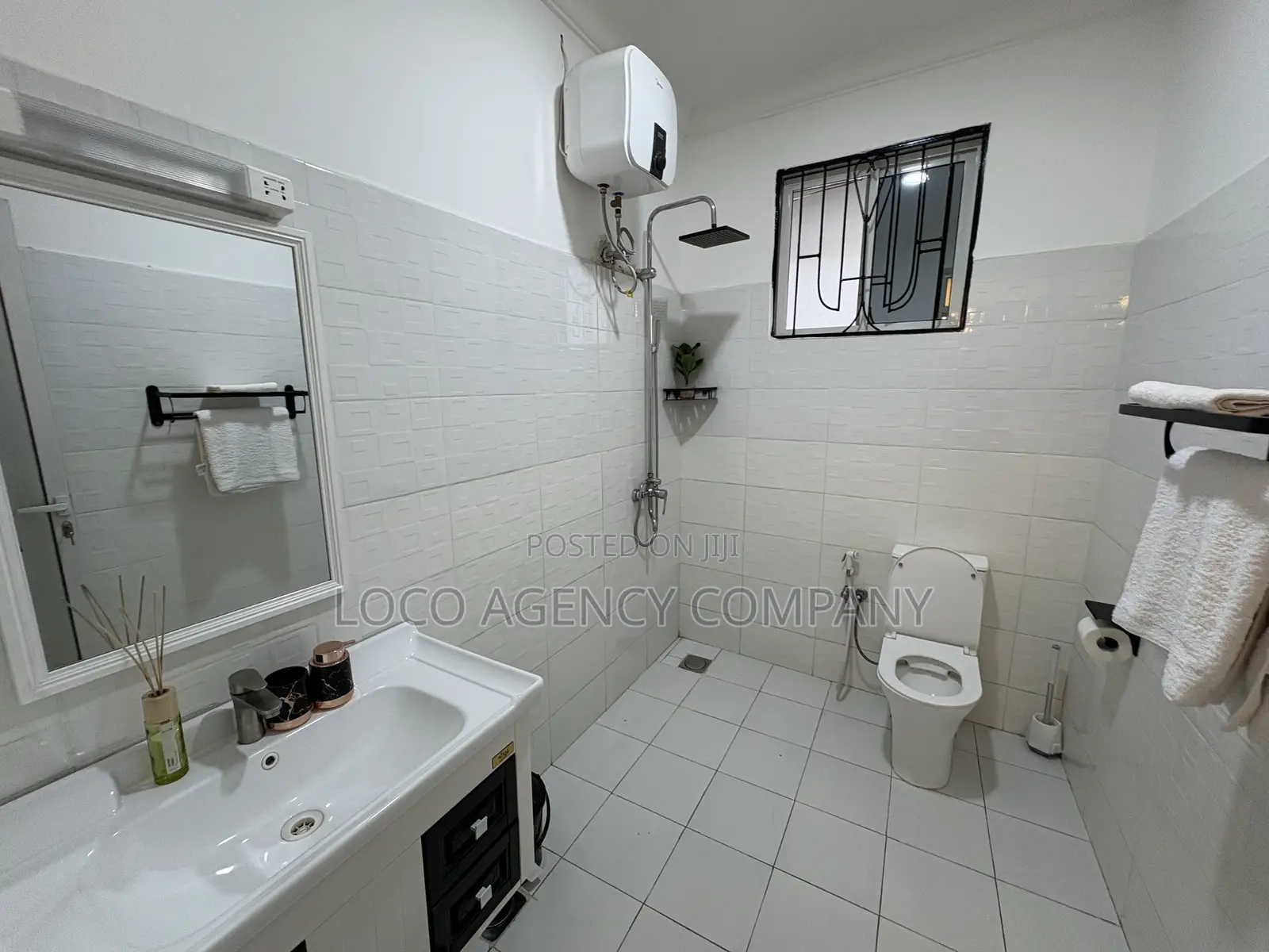 Furnished 2bdrm House in Trusted Real Estate for rent