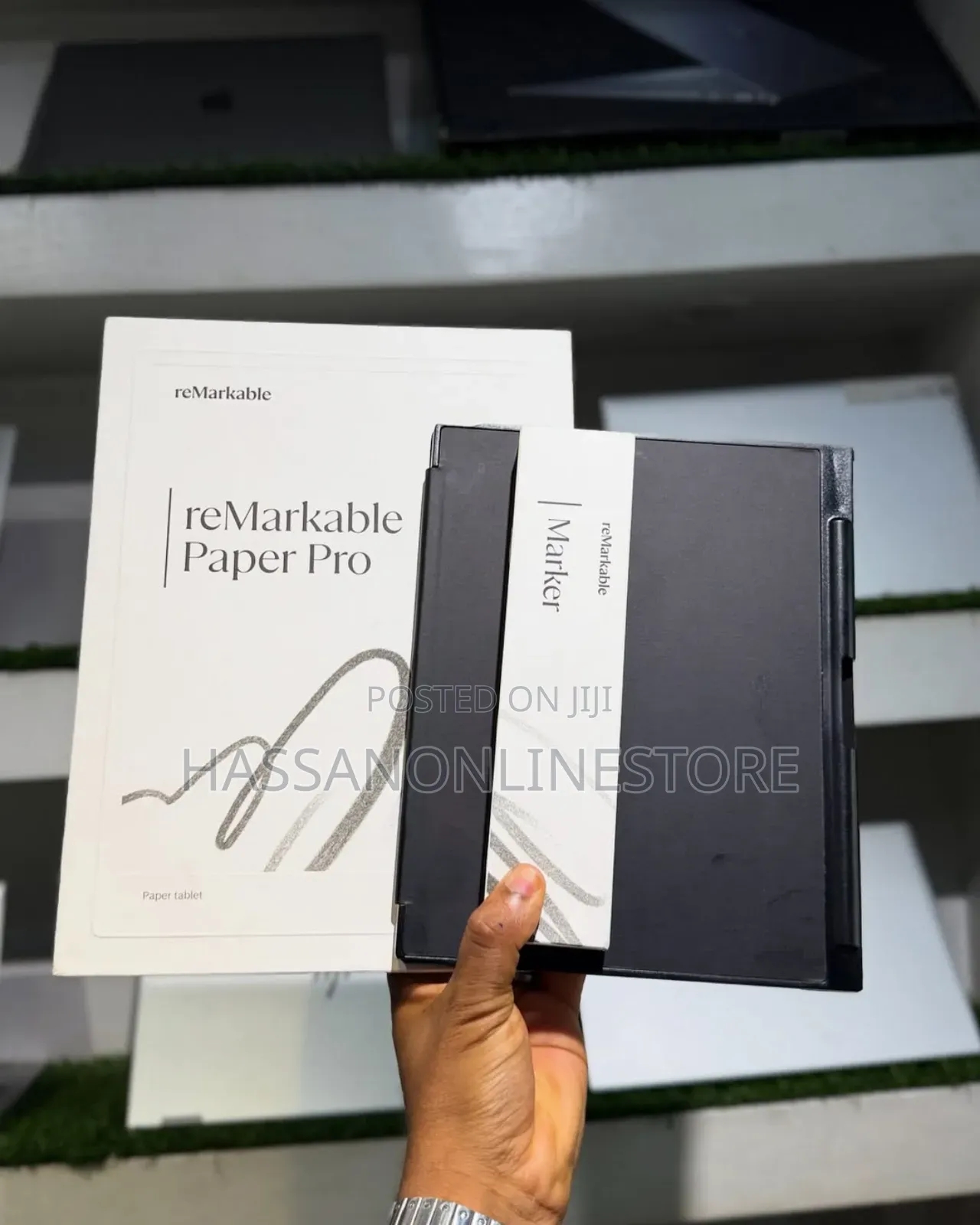 Remarkable Paper Pro With Remarkable Plus Pen