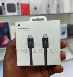 Apple Thunderbolt 4 Pro Cable (1m)