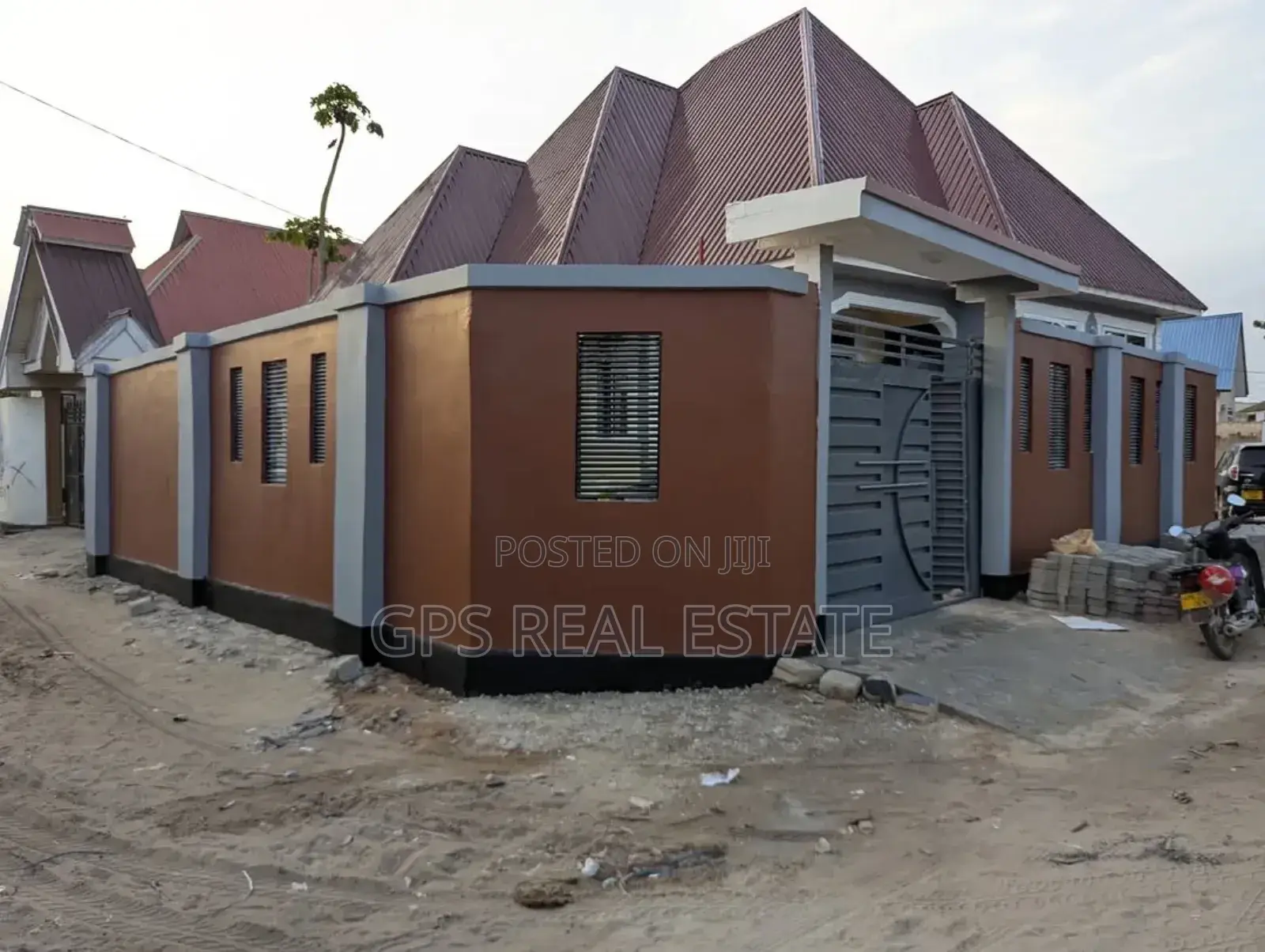 4bdrm House in Saku Ilulu, Temeke for sale