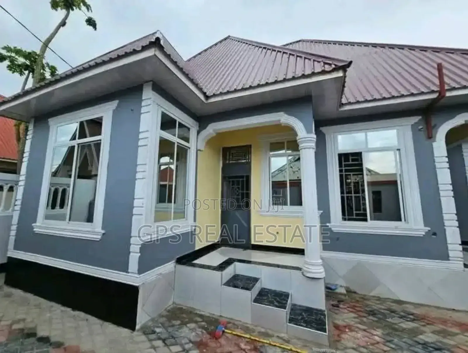 4bdrm House in Saku Ilulu, Temeke for sale