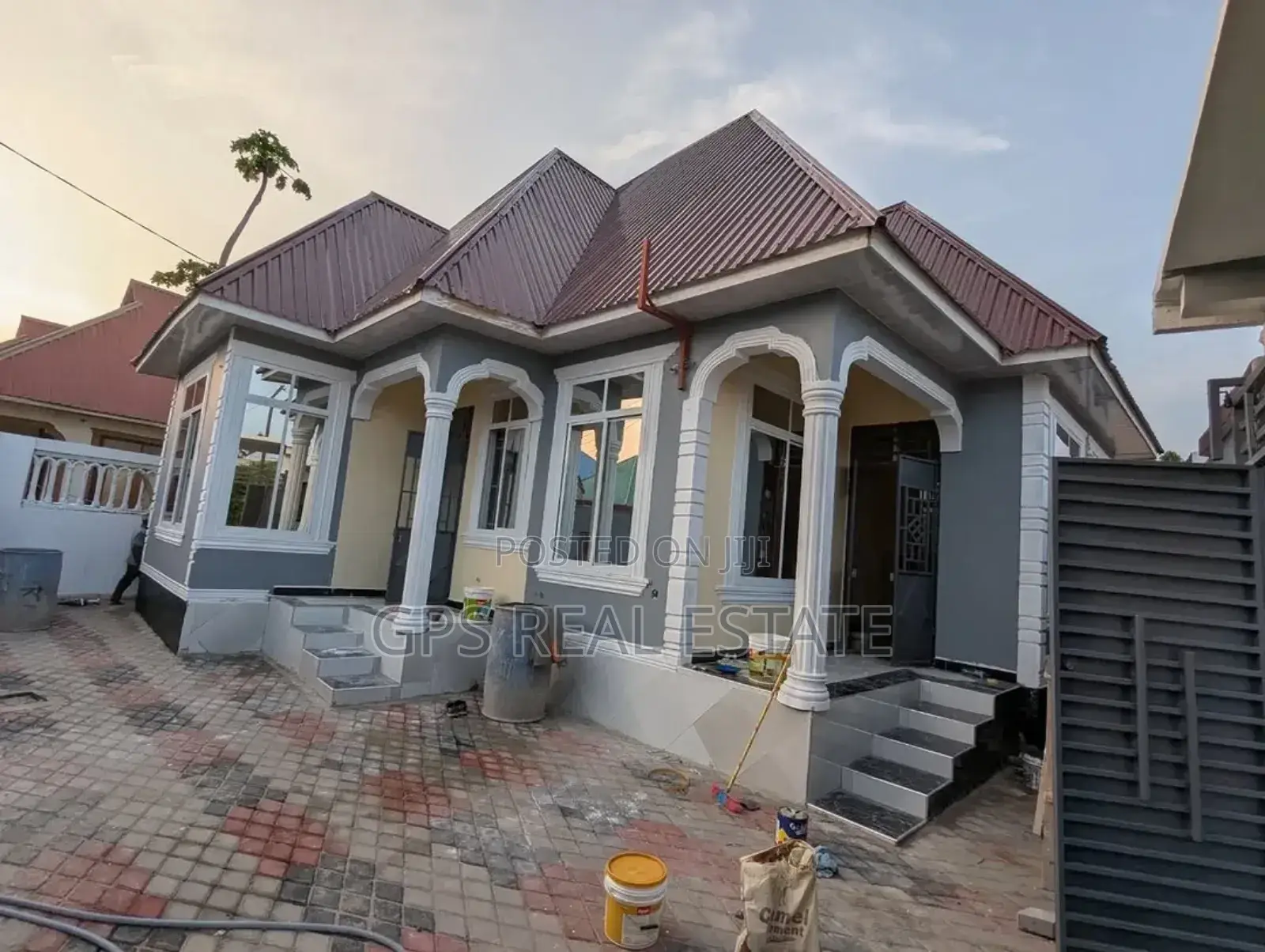 4bdrm House in Saku Ilulu, Temeke for sale