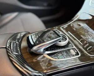 Mercedes-Benz C-Class 2016 Black