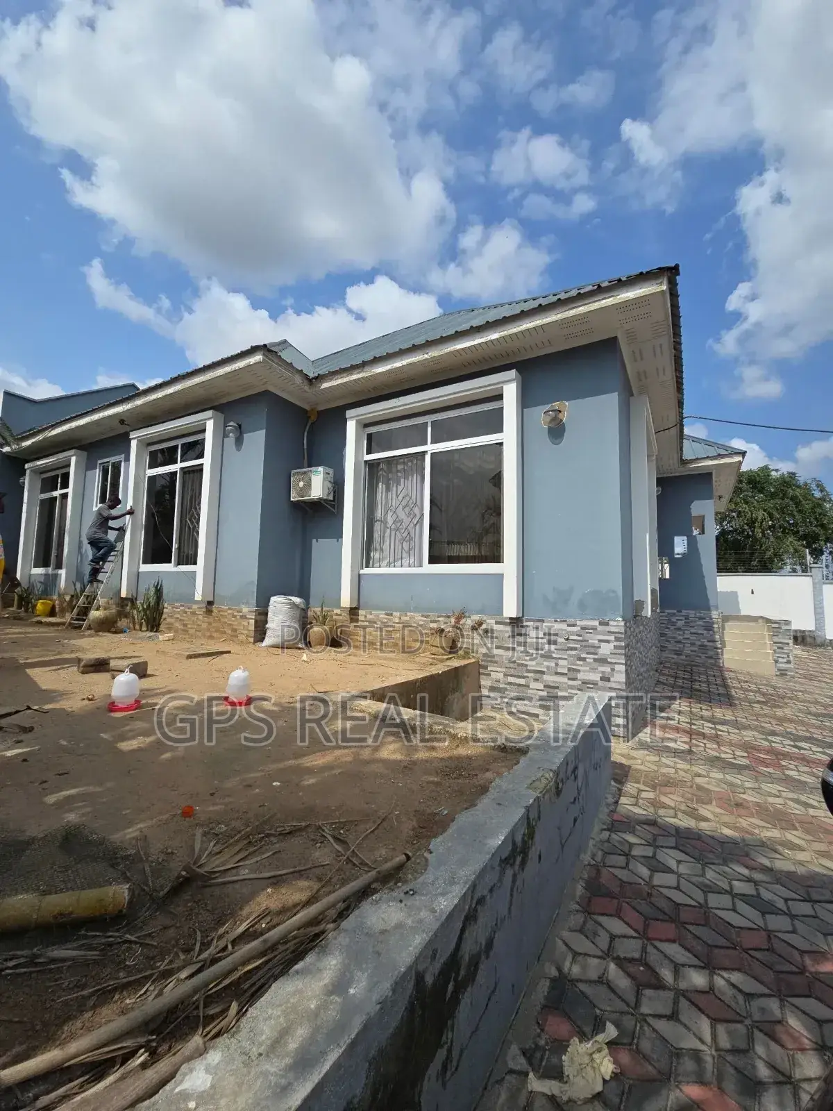 3bdrm House in Kimara Mwisho, Kinondoni for sale
