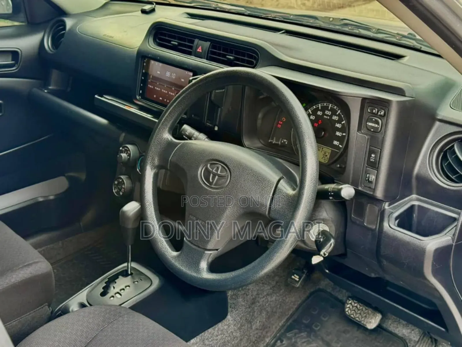 Toyota Probox 2014 Silver