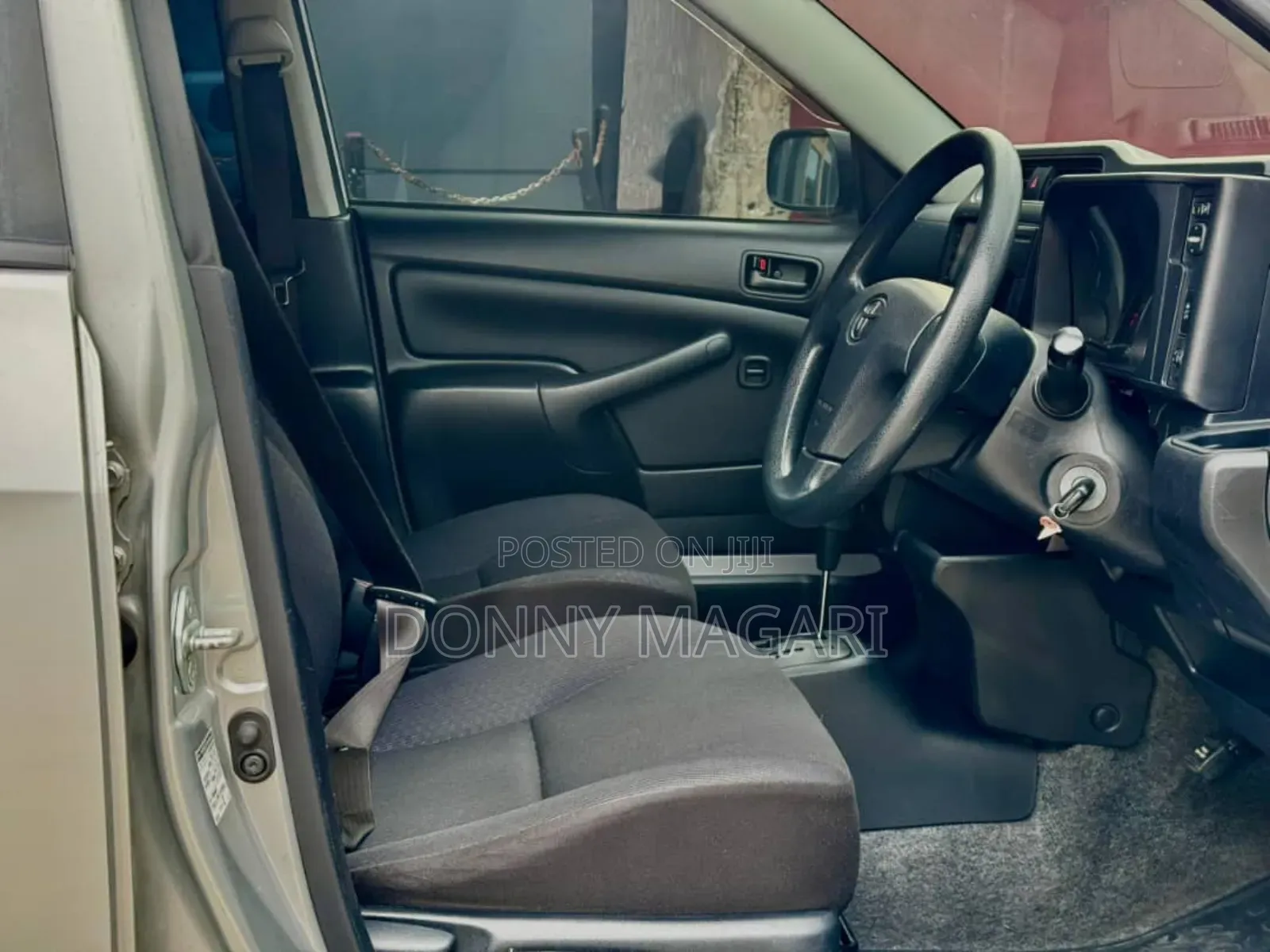 Toyota Probox 2014 Silver