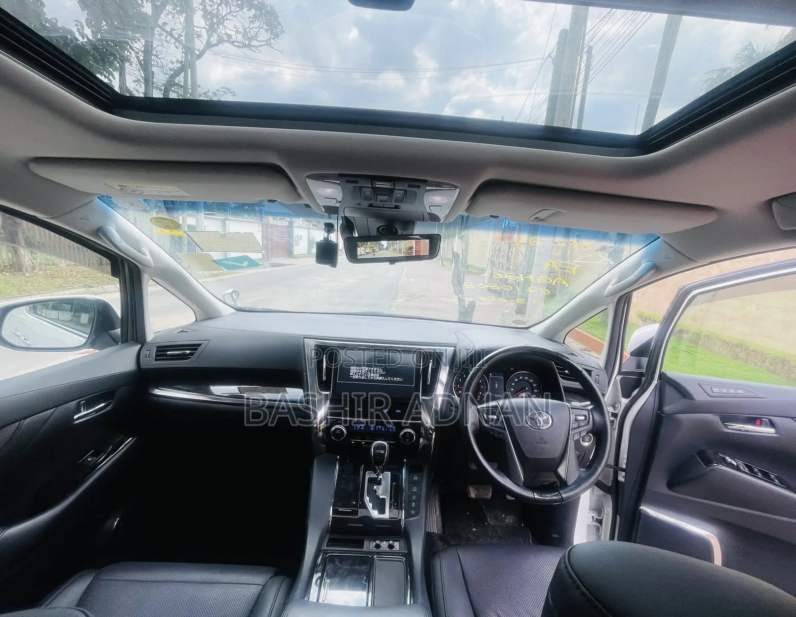 Toyota Alphard 2.5 Petrol FWD 2018 White