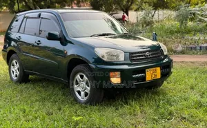 Toyota RAV4 2004