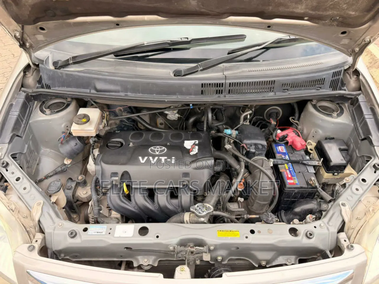 Toyota Raum 2005 Gold