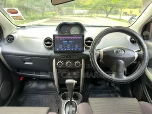 Toyota IST 2004 Silver