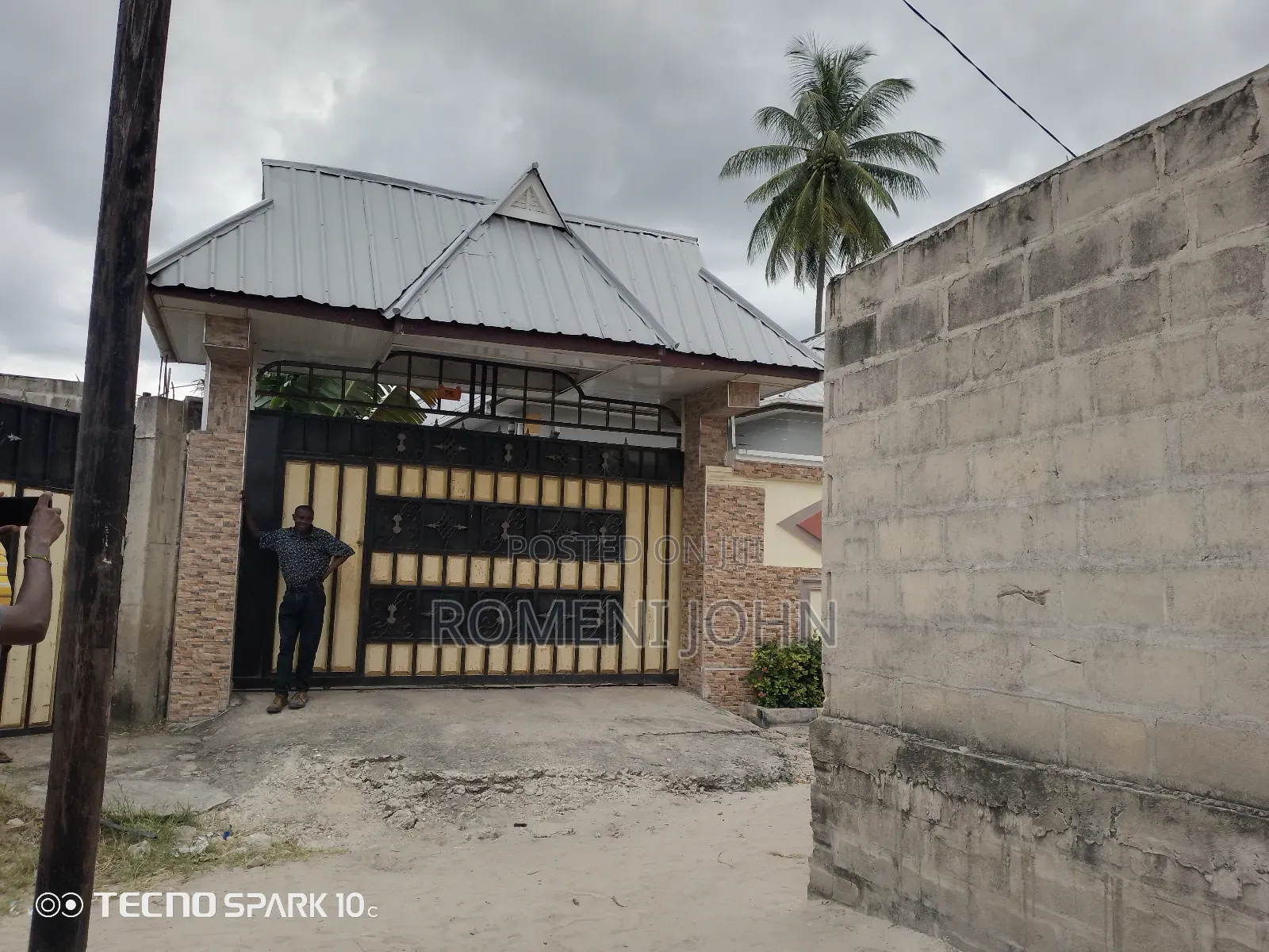 3bdrm House in Tanzania Daresalaam, Ilala for sale