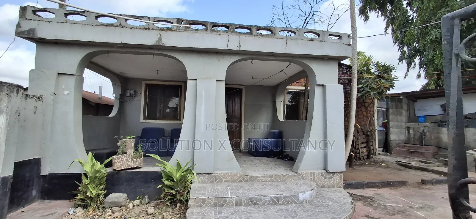 Kiwanja Kinauzwa Mabibo Karibia Na Chuo Cha N.I.T