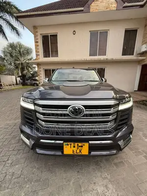 Toyota Land Cruiser 2023 Gray