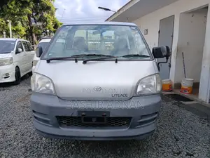 Toyota Liteace(Townace) 4 Wheel Injection Tani 1(Tonne).