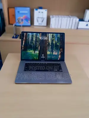 Laptop Apple MacBook Pro 2019 16GB Intel Core I7 SSD 256GB