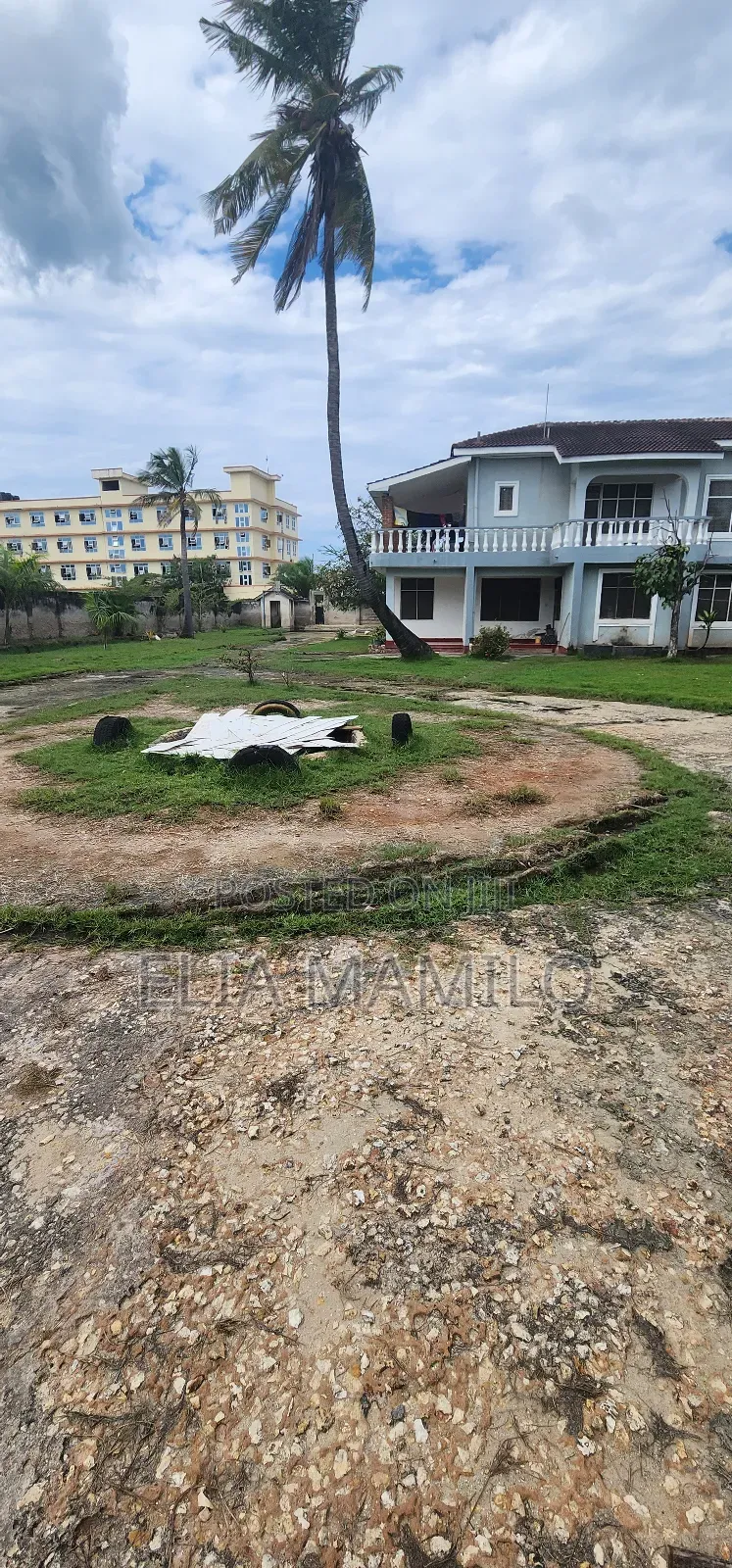 7bdrm House in Mbezi Beach, for sale