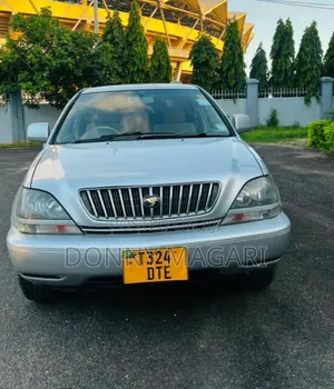 Toyota Harrier 2003 White