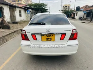 Toyota Premio 2004 White