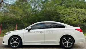 Subaru Legacy 2015 Pearl