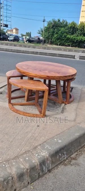 Coffee Table Round Na Viti Vyake
