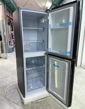 Blackark 168l Comb Fridge
