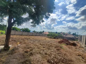 Kiwanja Kinauzwa Madale Maskauti