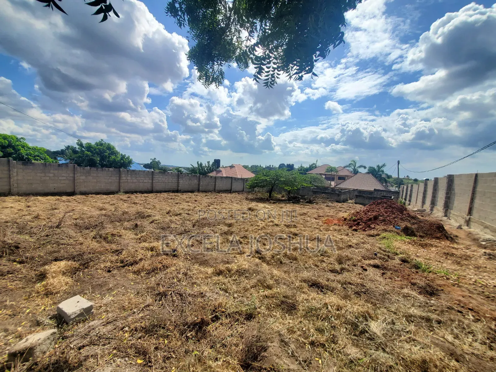 Kiwanja Kinauzwa Madale Maskauti