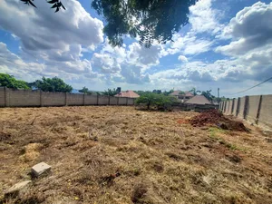 Kiwanja Kinauzwa Madale Maskauti
