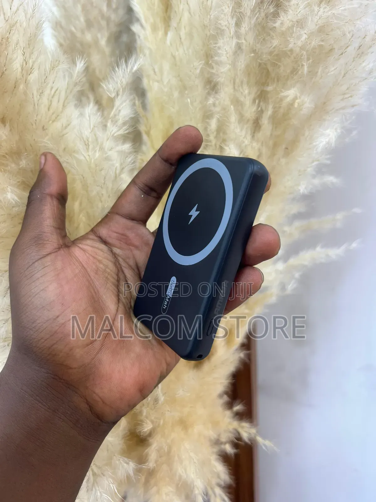 Amaya Wireless Powerbank
