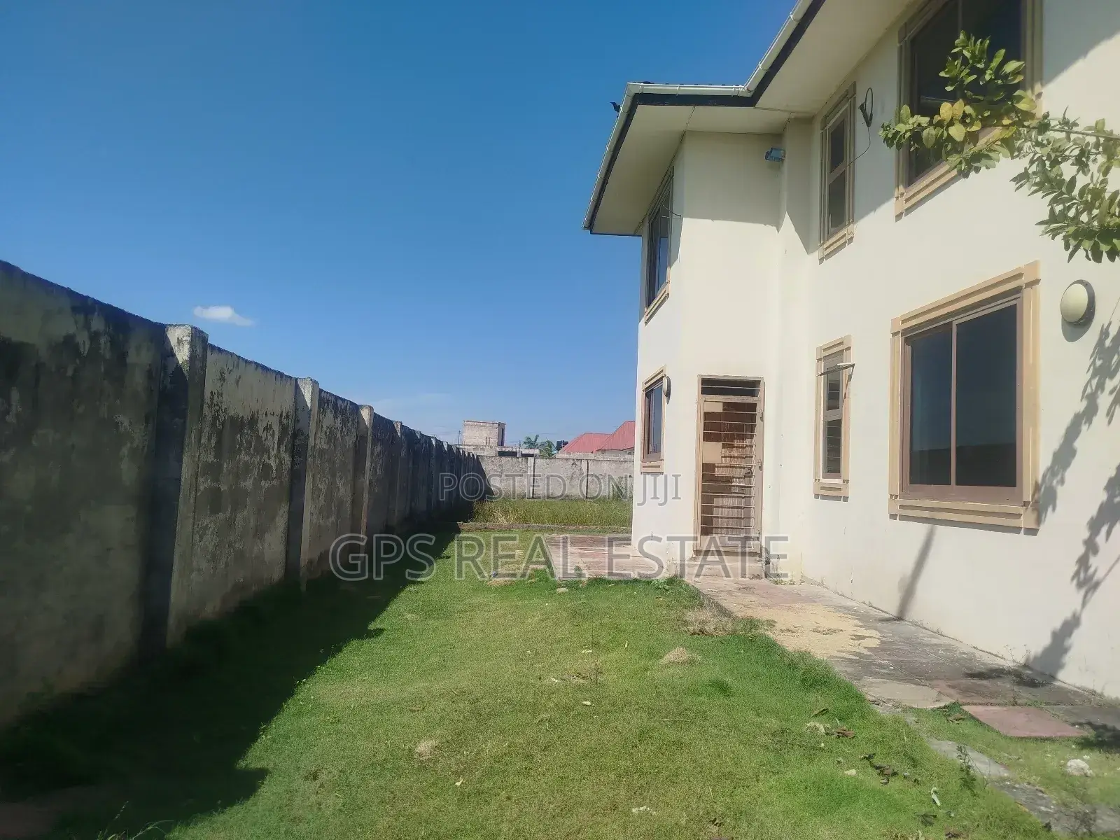 4bdrm House in Kibada Shangwe, Kigamboni for sale