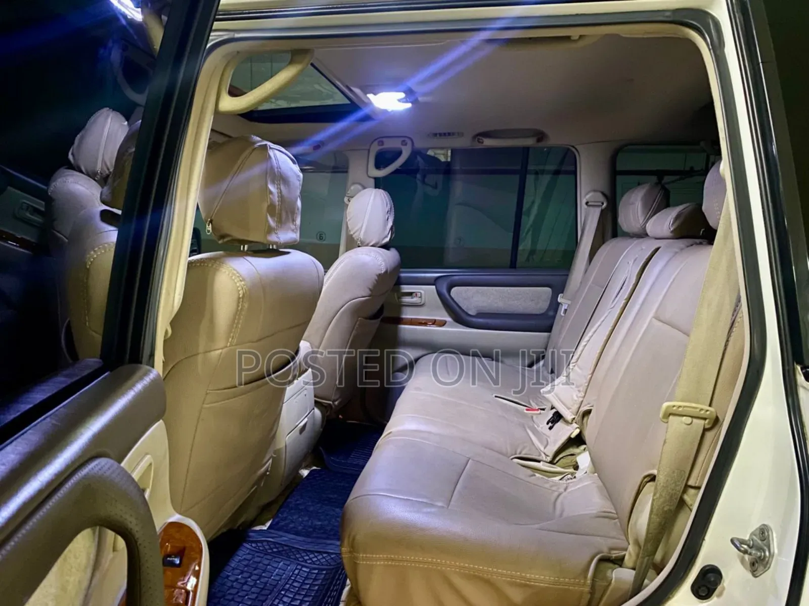 Toyota Land Cruiser 2006 White