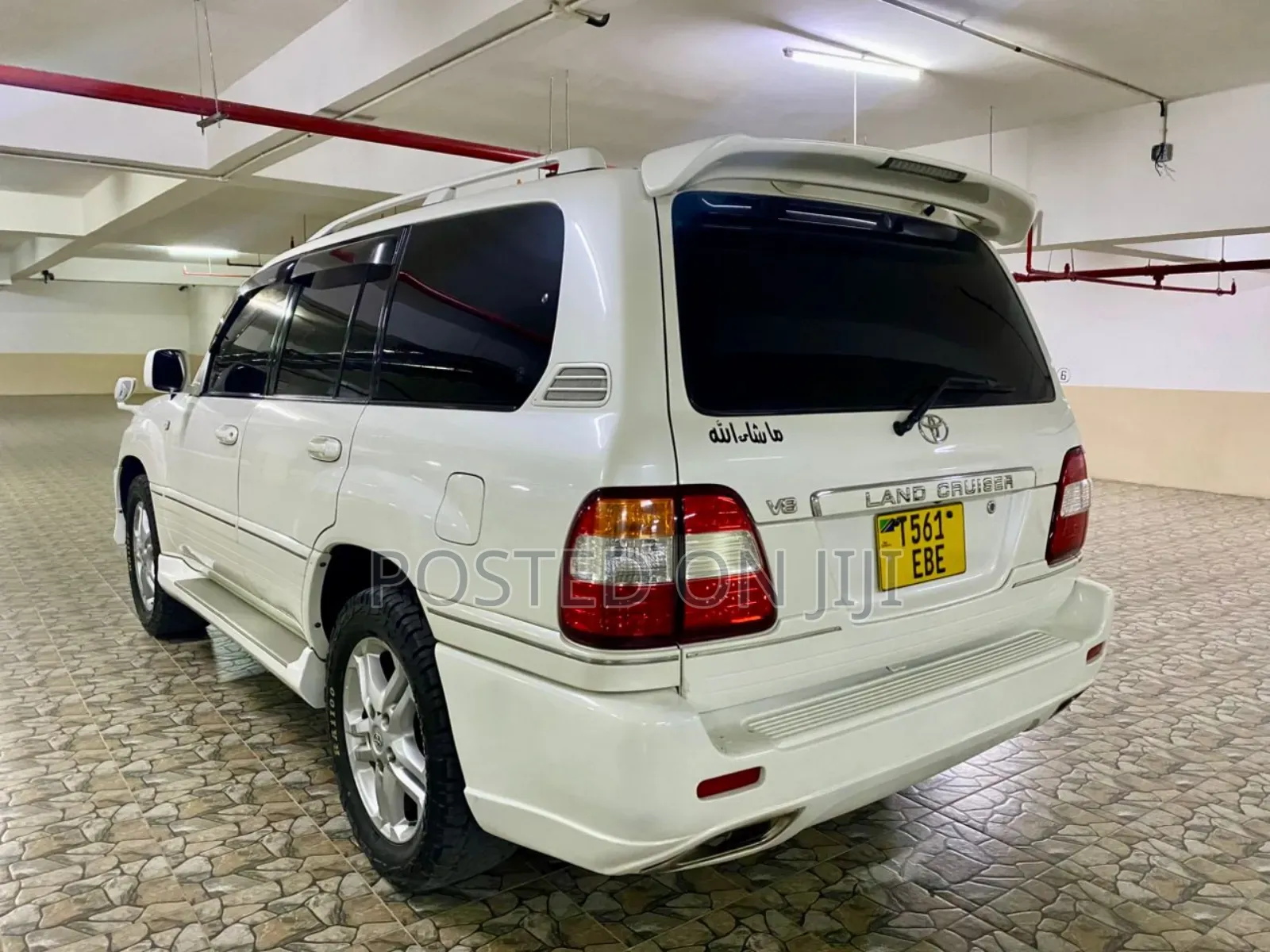 Toyota Land Cruiser 2006 White