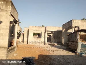 6bdrm Apartment in Tanzania Daresalaam, Ilala for sale