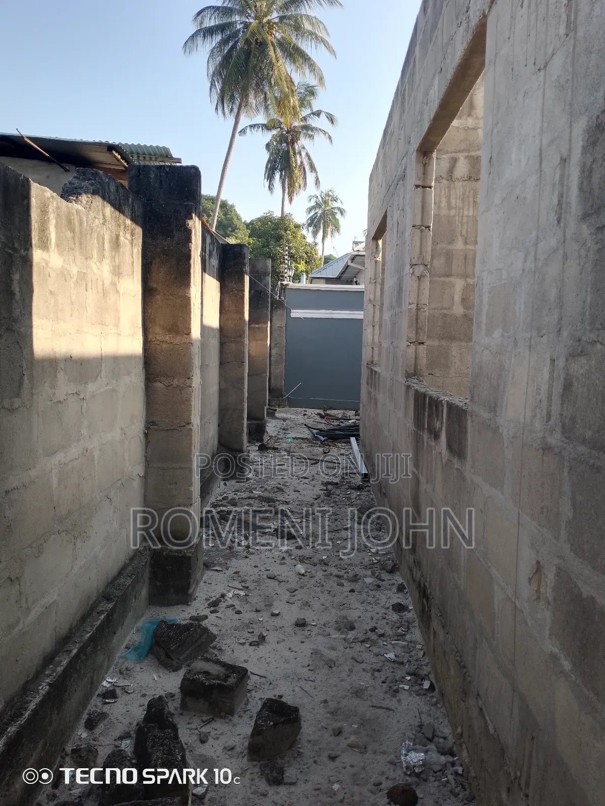 6bdrm Apartment in Tanzania Daresalaam, Ilala for sale