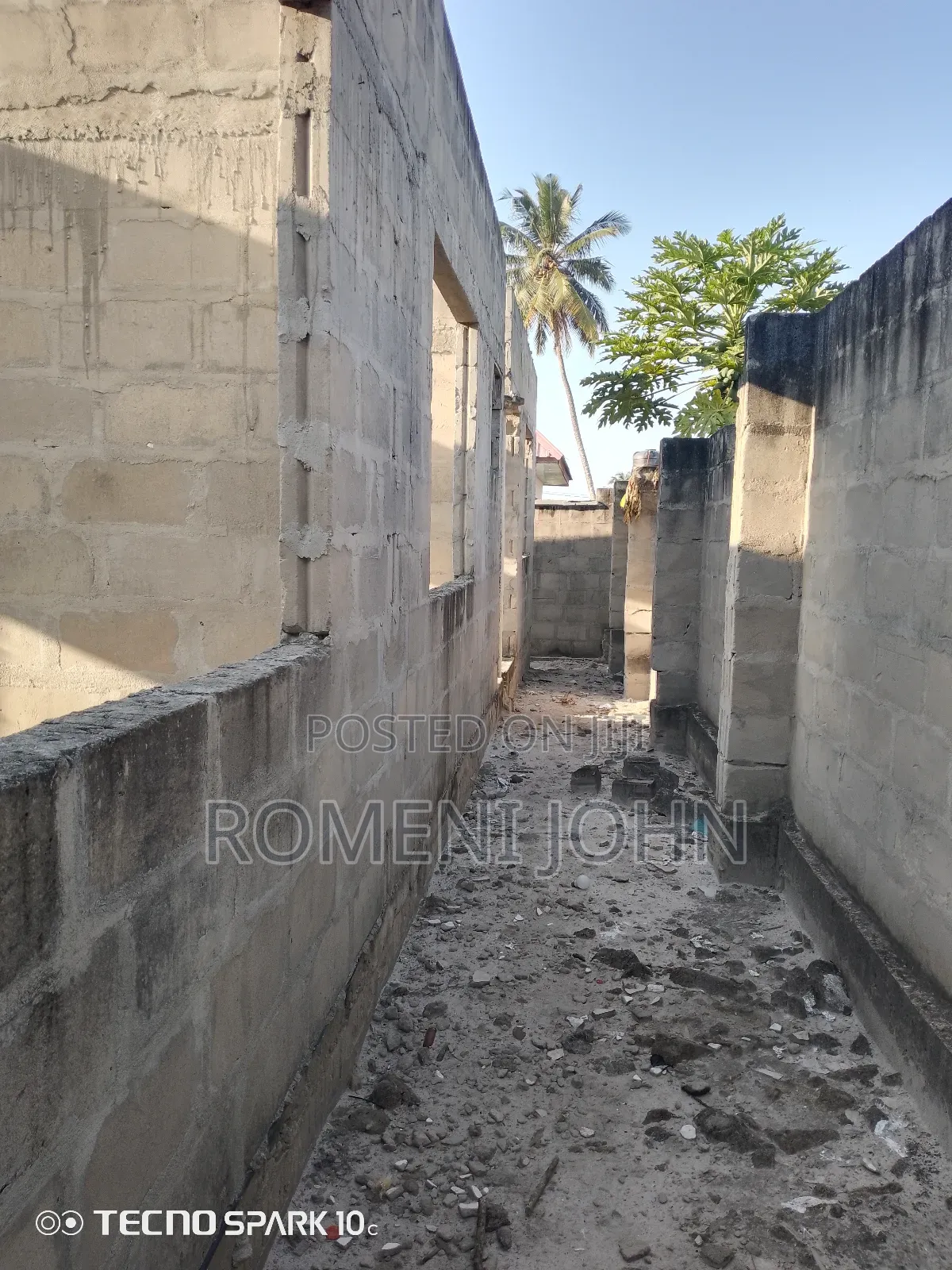6bdrm Apartment in Tanzania Daresalaam, Ilala for sale