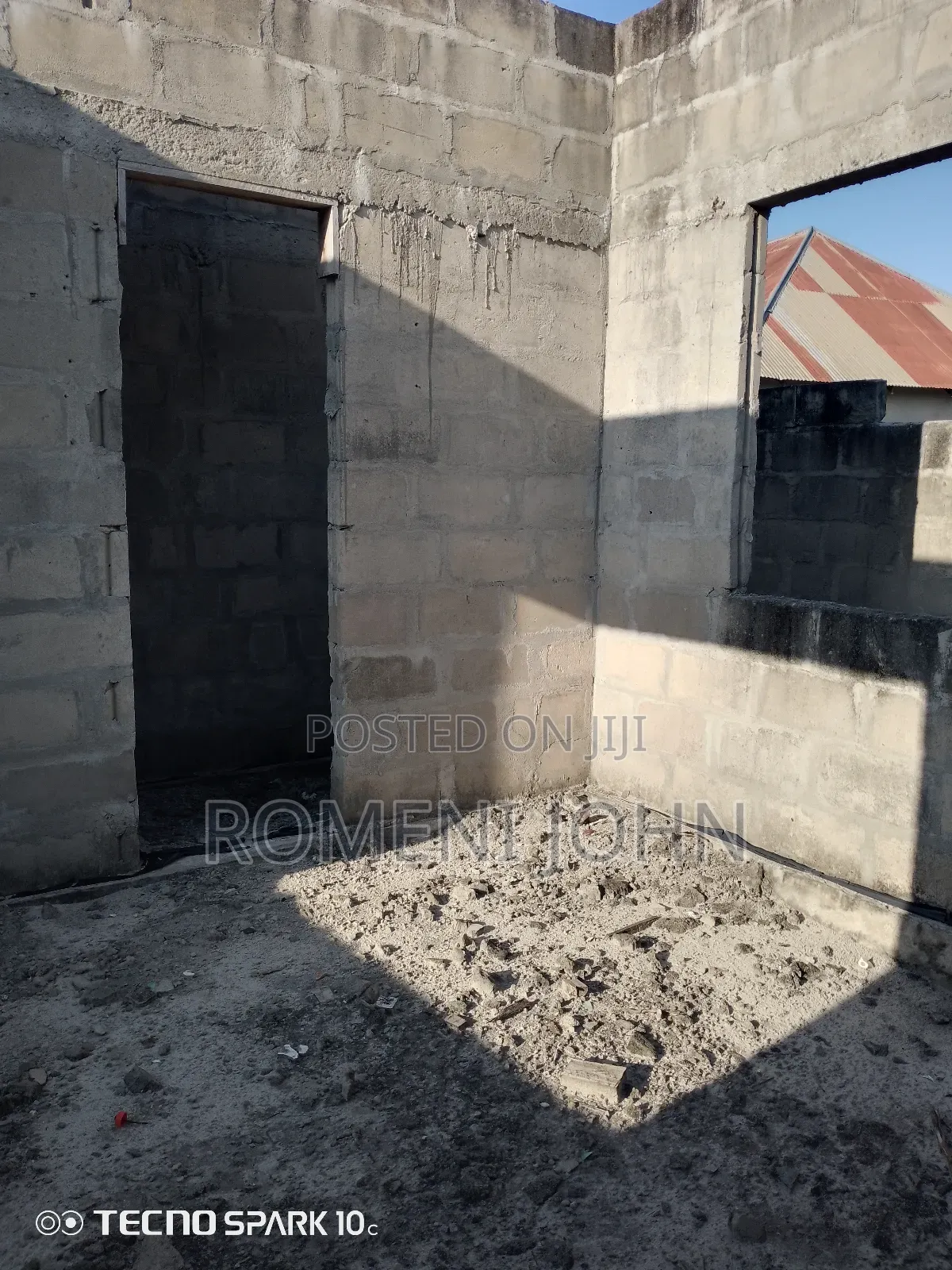 6bdrm Apartment in Tanzania Daresalaam, Ilala for sale