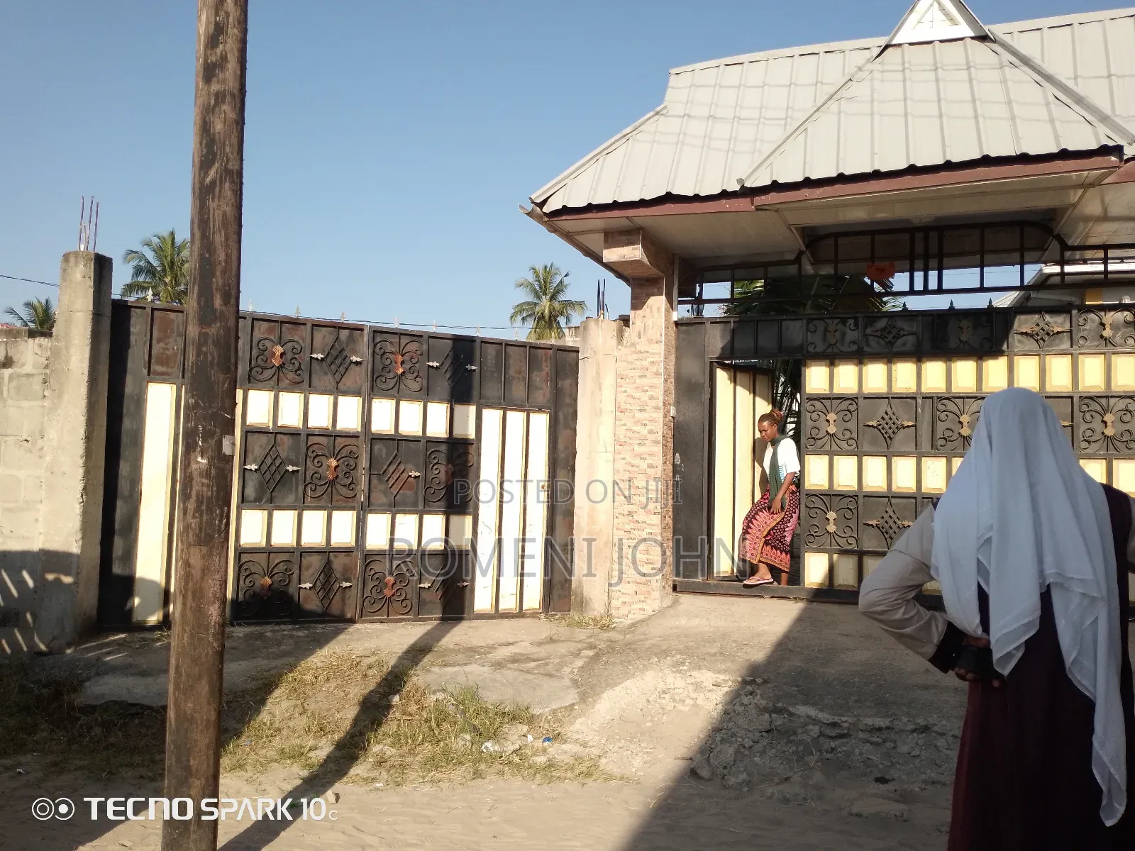 6bdrm Apartment in Tanzania Daresalaam, Ilala for sale