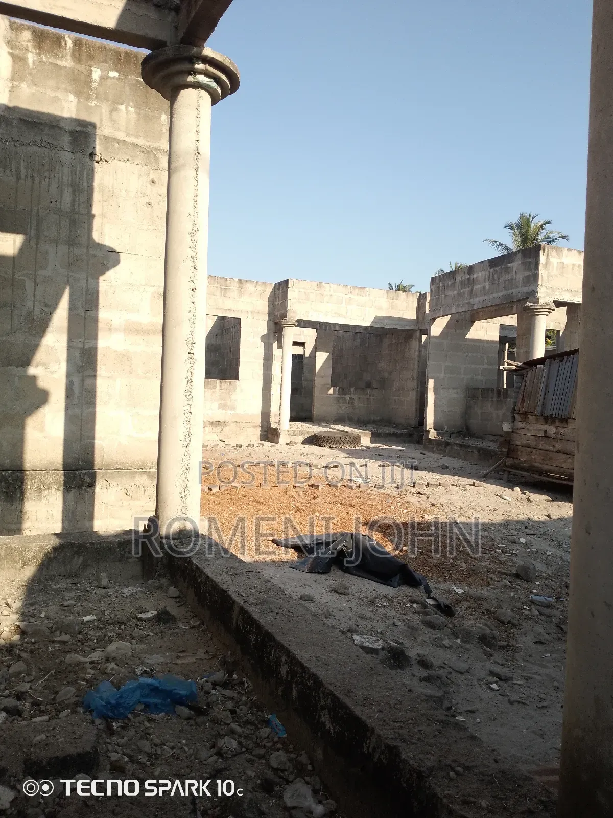6bdrm Apartment in Tanzania Daresalaam, Ilala for sale