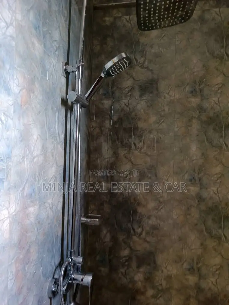 4bdrm Apartment in Upanga West for sale