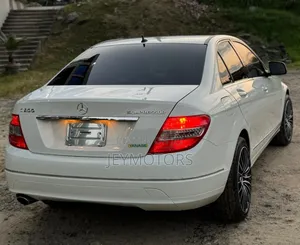 Mercedes-Benz C200 2008 Pearl
