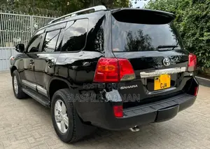 Toyota Land Cruiser 2013 Black