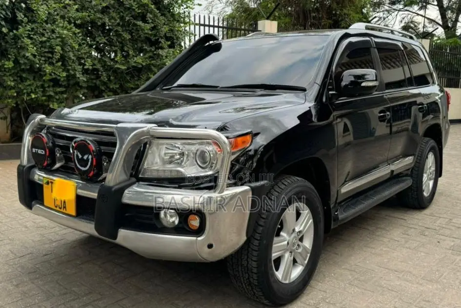 Toyota Land Cruiser 2013 Black